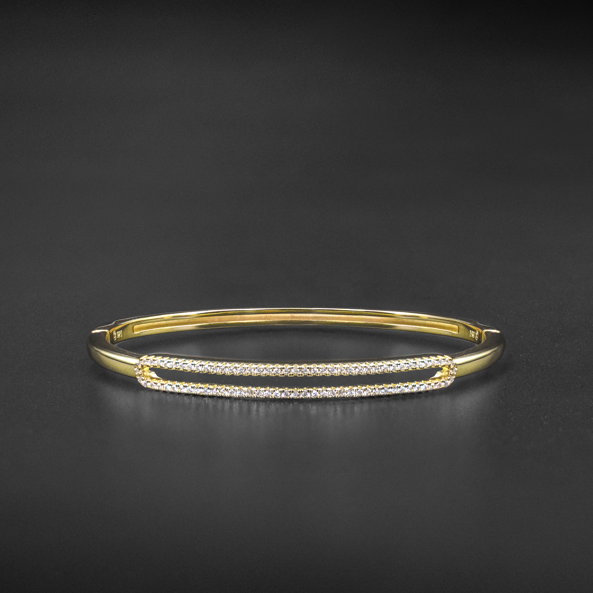 Split Diamond Pavé Bar Bracelet
