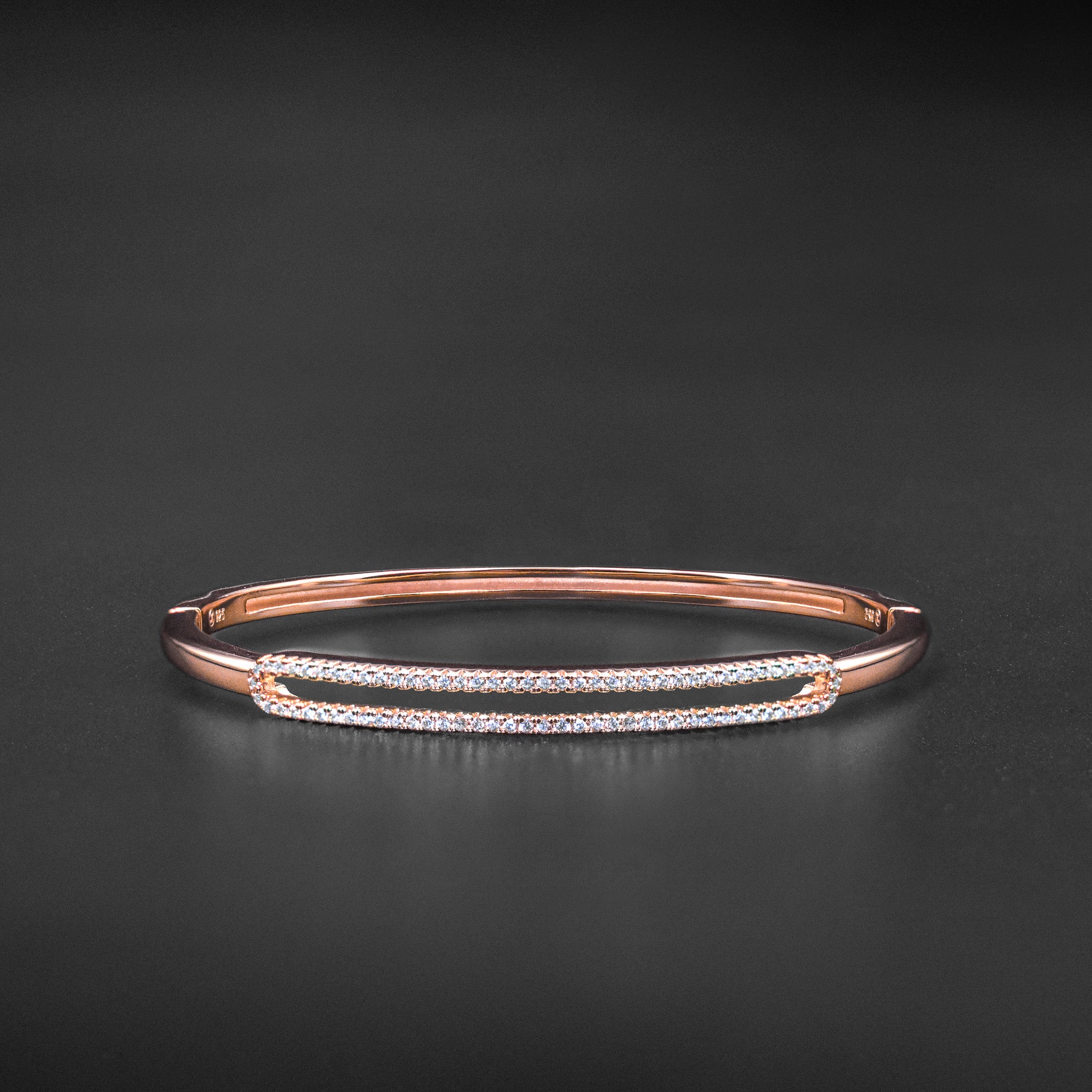 Split Diamond Pavé Bar Bracelet