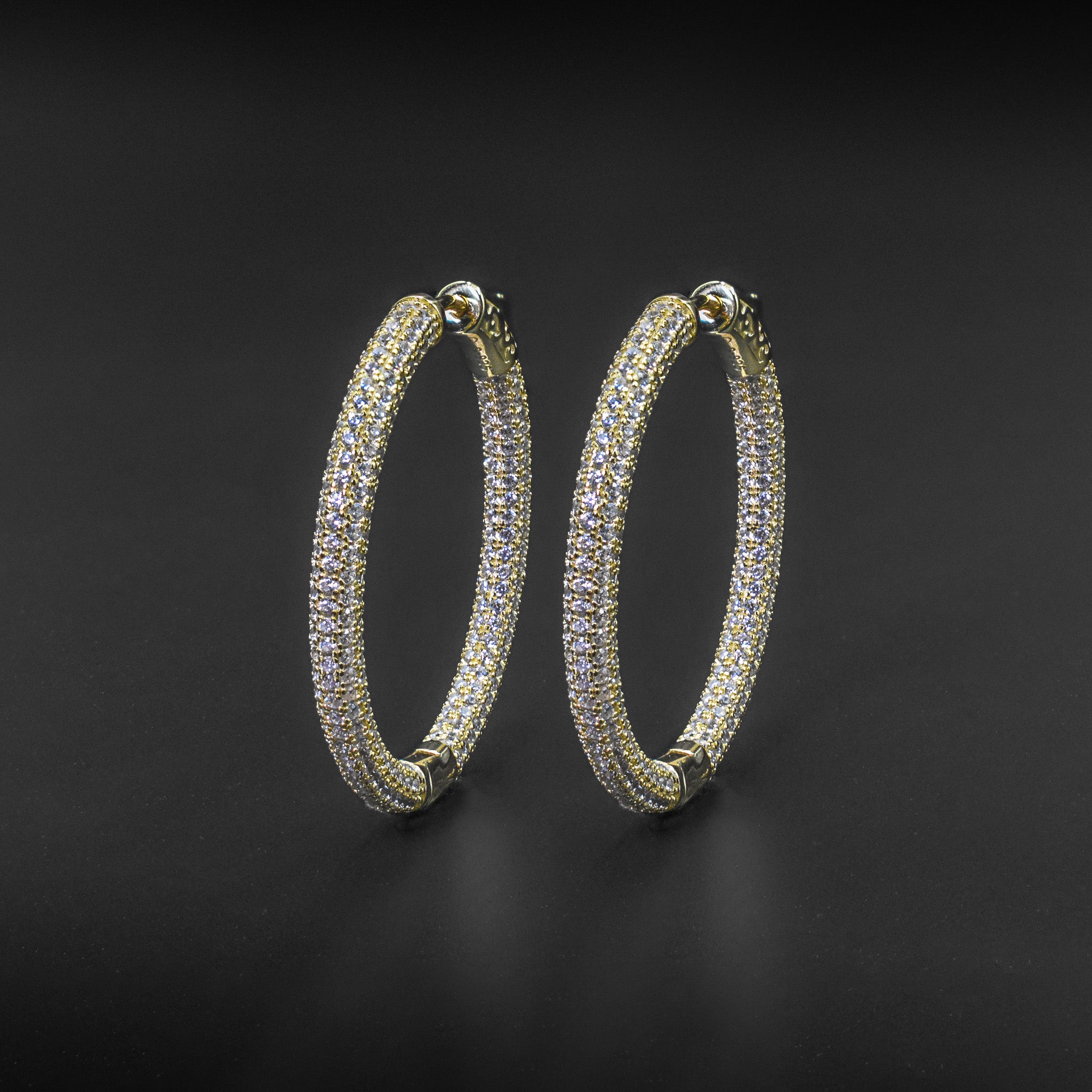 Full Diamond Pavé Medium Hoop Earrings