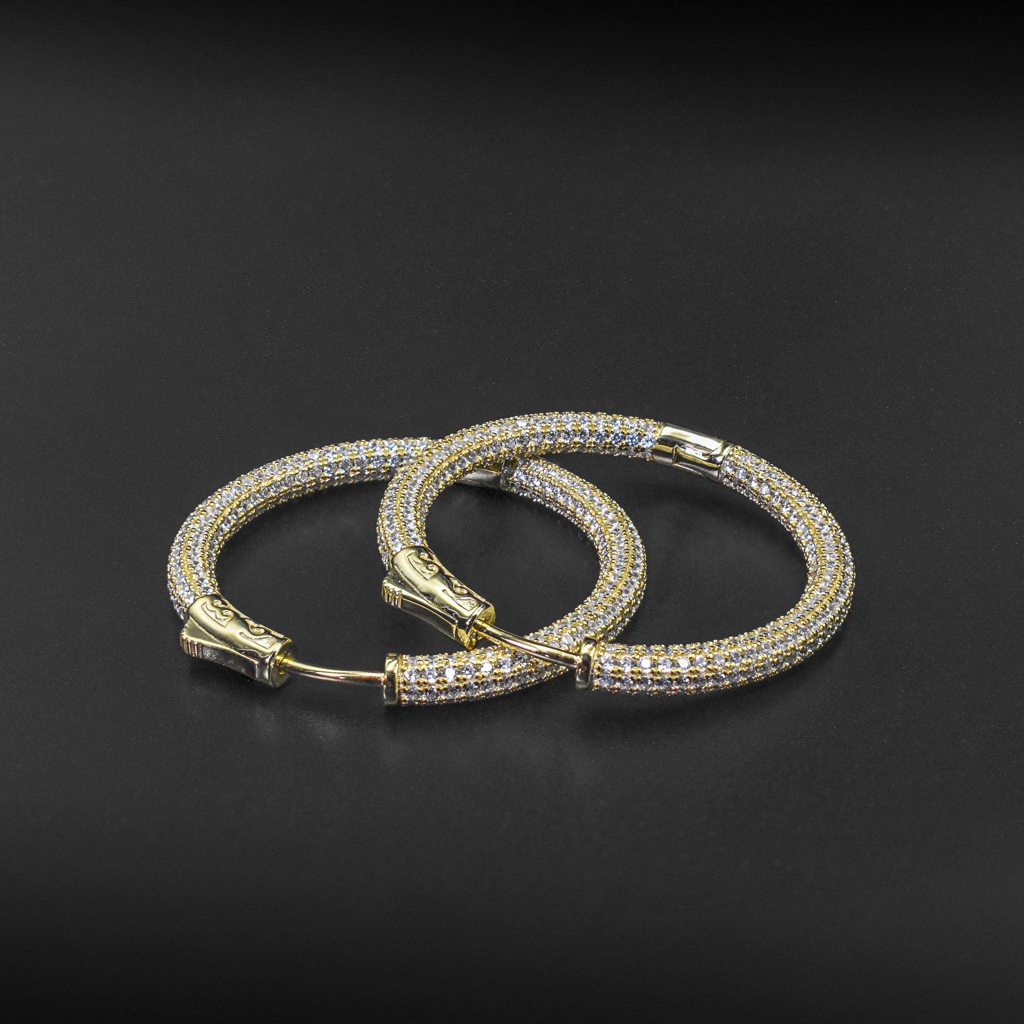 Full Diamond Pavé Medium Hoop Earrings