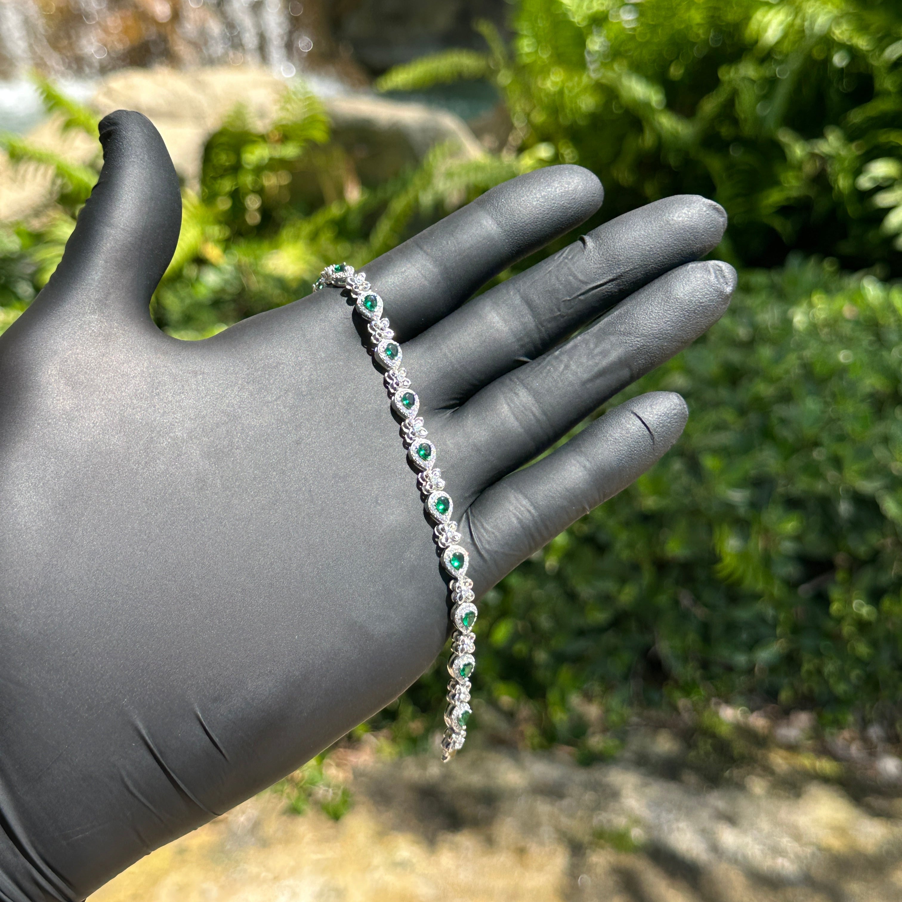 Teardrop Clover Tennis Bracelet