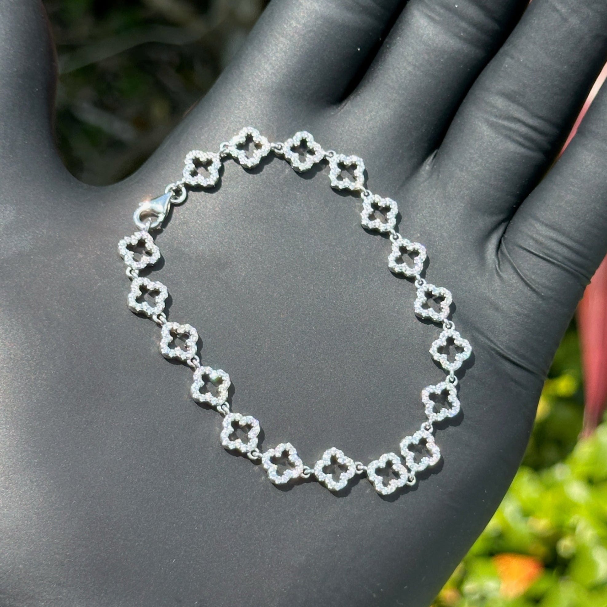 【SURGERY】l cloverlink bracelet Clover Link Bracelet – Sterling Silver with Cubic Zirconia