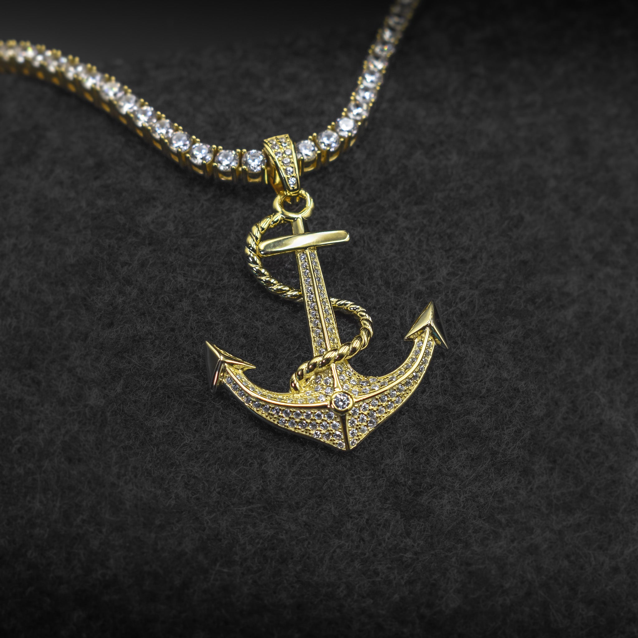 Anchor Diamond Pavé Pendant
