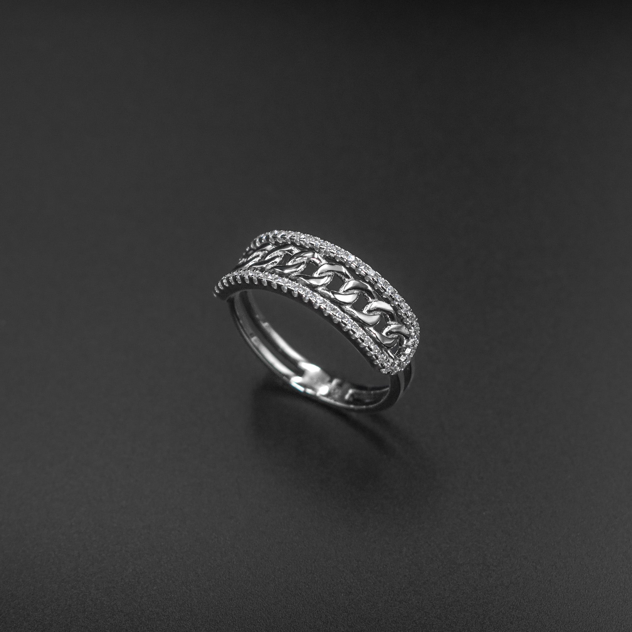 Diamond & Chain Link Ring