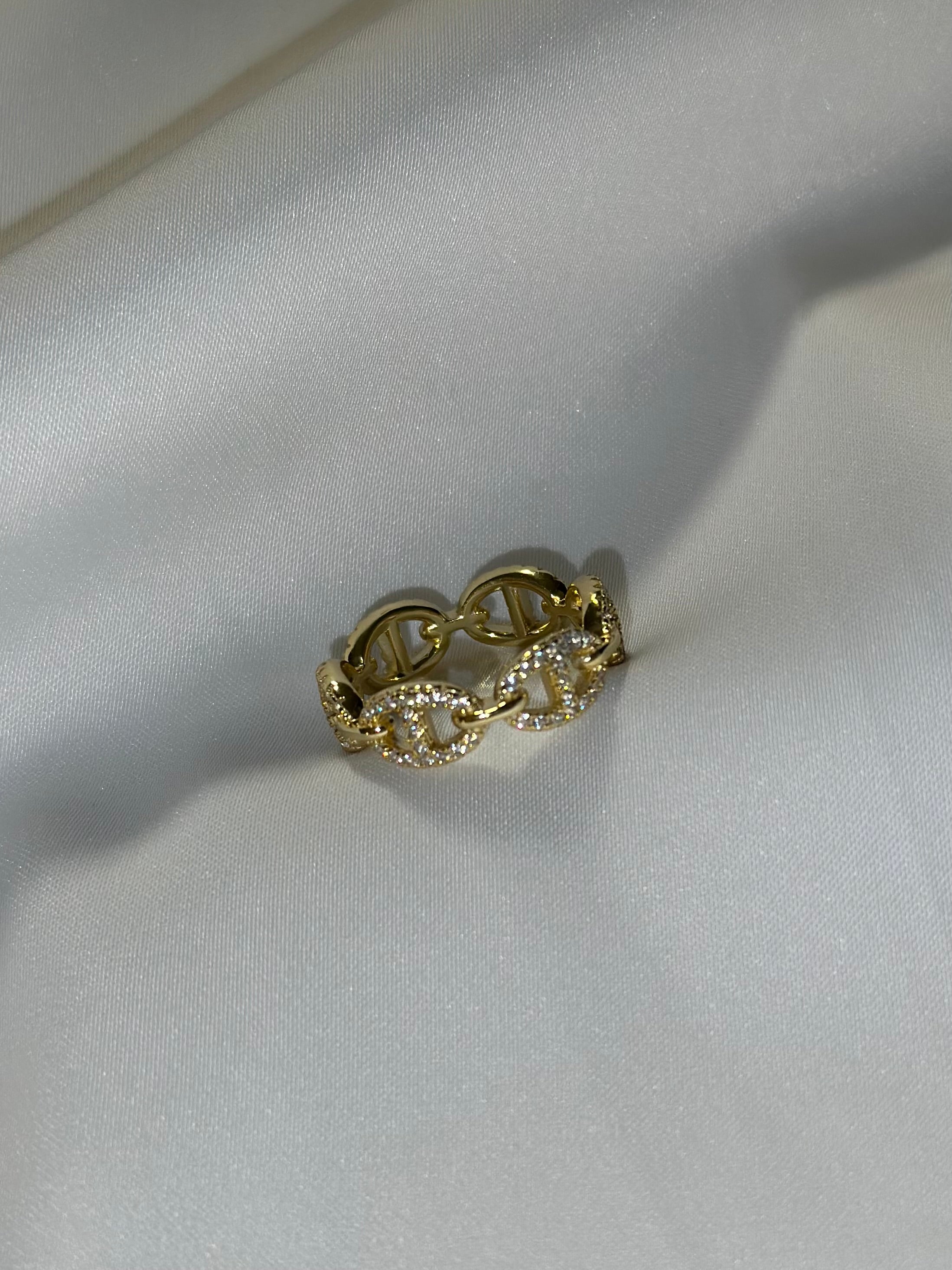 Chin Ring With Zircons