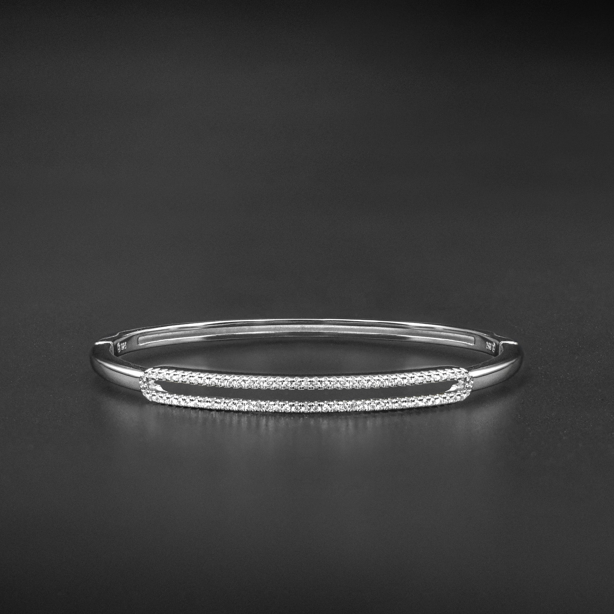 Split Diamond Pavé Bar Bracelet